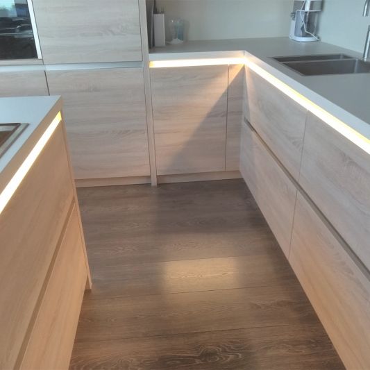 15 meter led strip constant current warm wit waterdicht - 3000 Kelvin - 900 leds 24V