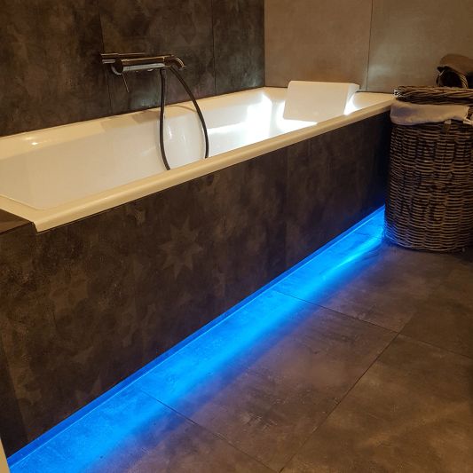 5 meter gekleurde led strip IP65/67 12V of 24V - Blauwe kleur - 120 leds p/m