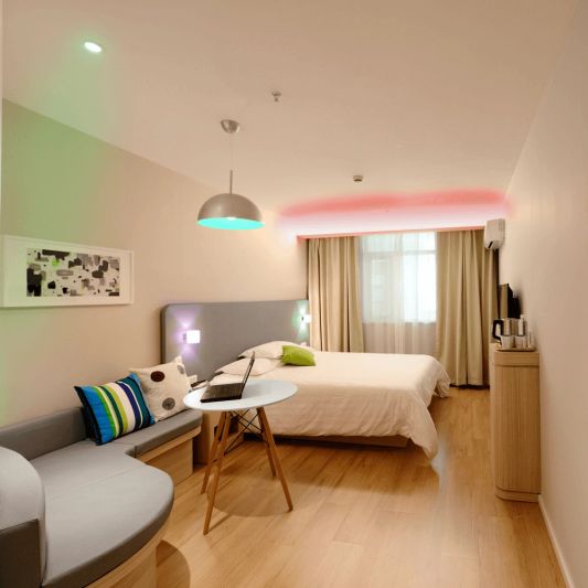 RGBWW LED lamp met afstandsbediening 6W E27 1 tot 4 lampen