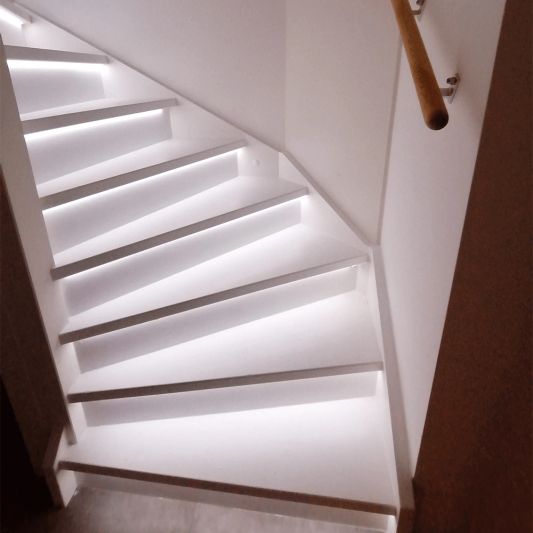 Trapverlichting Led strip Helder Wit – Complete set 130 CM