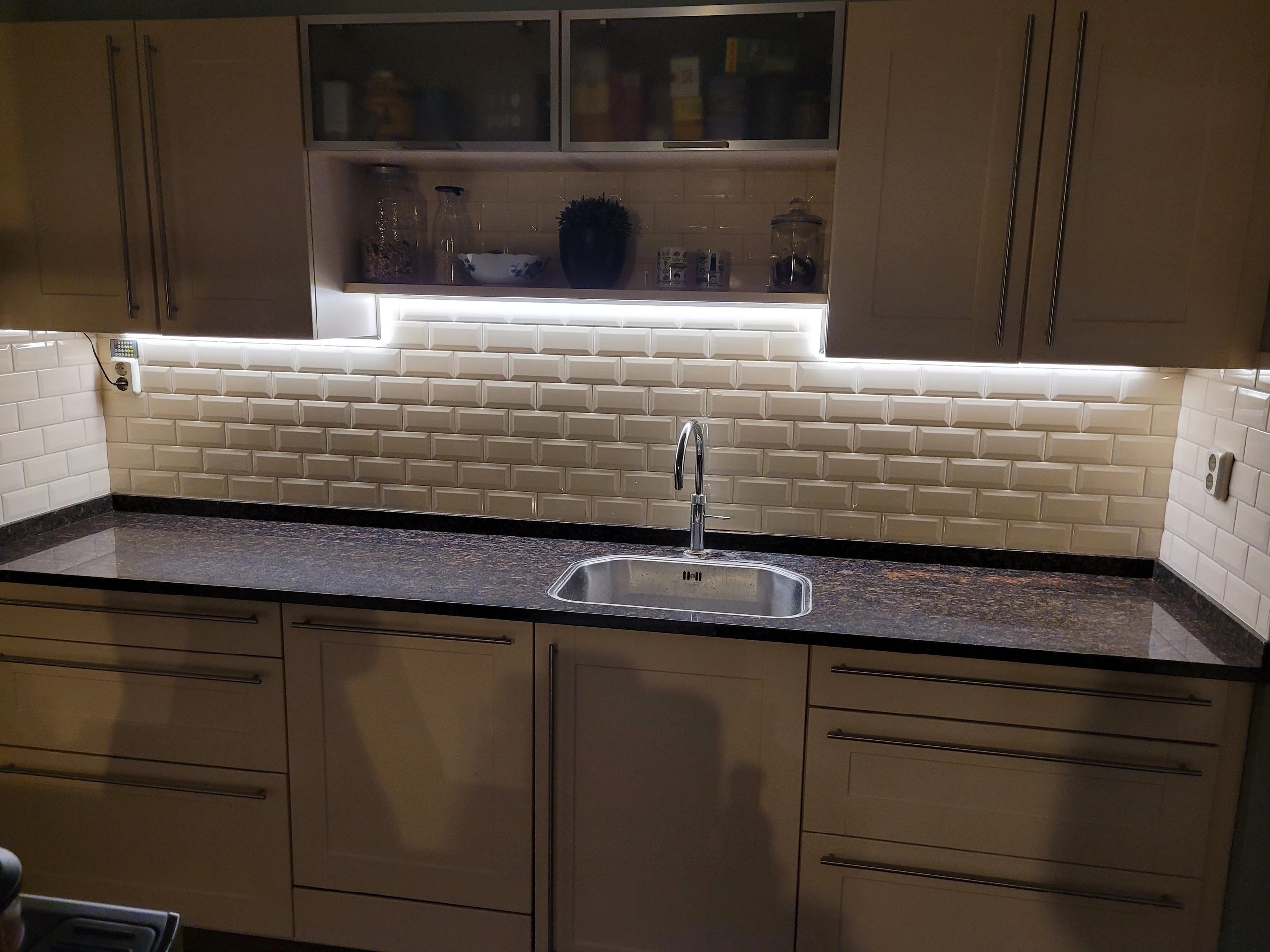 Ledstrip profiel opbouw Breed model - compleet inclusief rechte afdekkap 1 meter