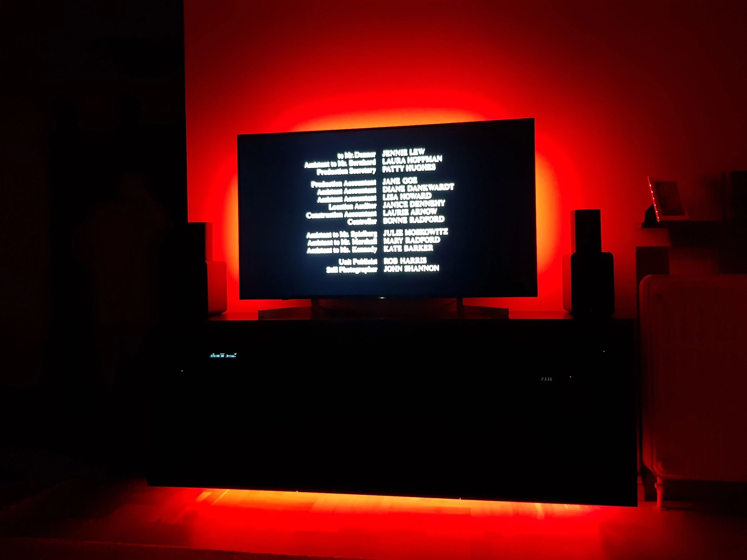 TV backlight set met 3 RGBWW ledstrips voor TV’s >60 inch