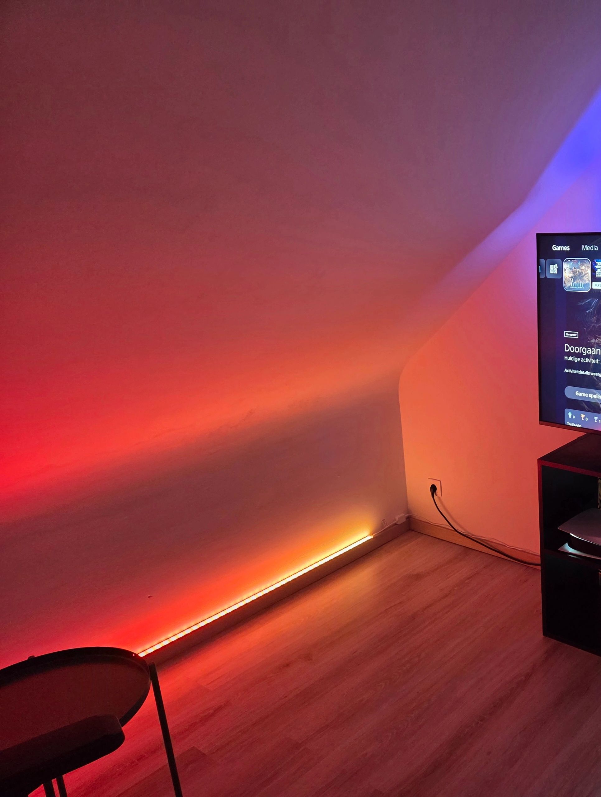 Aluminium ledstrip profiel zwart opbouw 3M - breed en laag - compleet met afdekkap