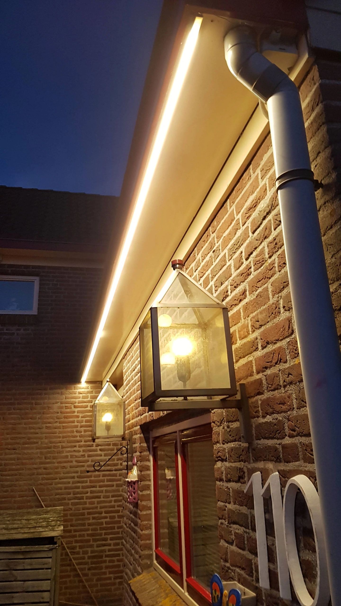 Ledstrip profiel opbouw Laag model - compleet met afdekkap 1,5 meter 7 mm hoog