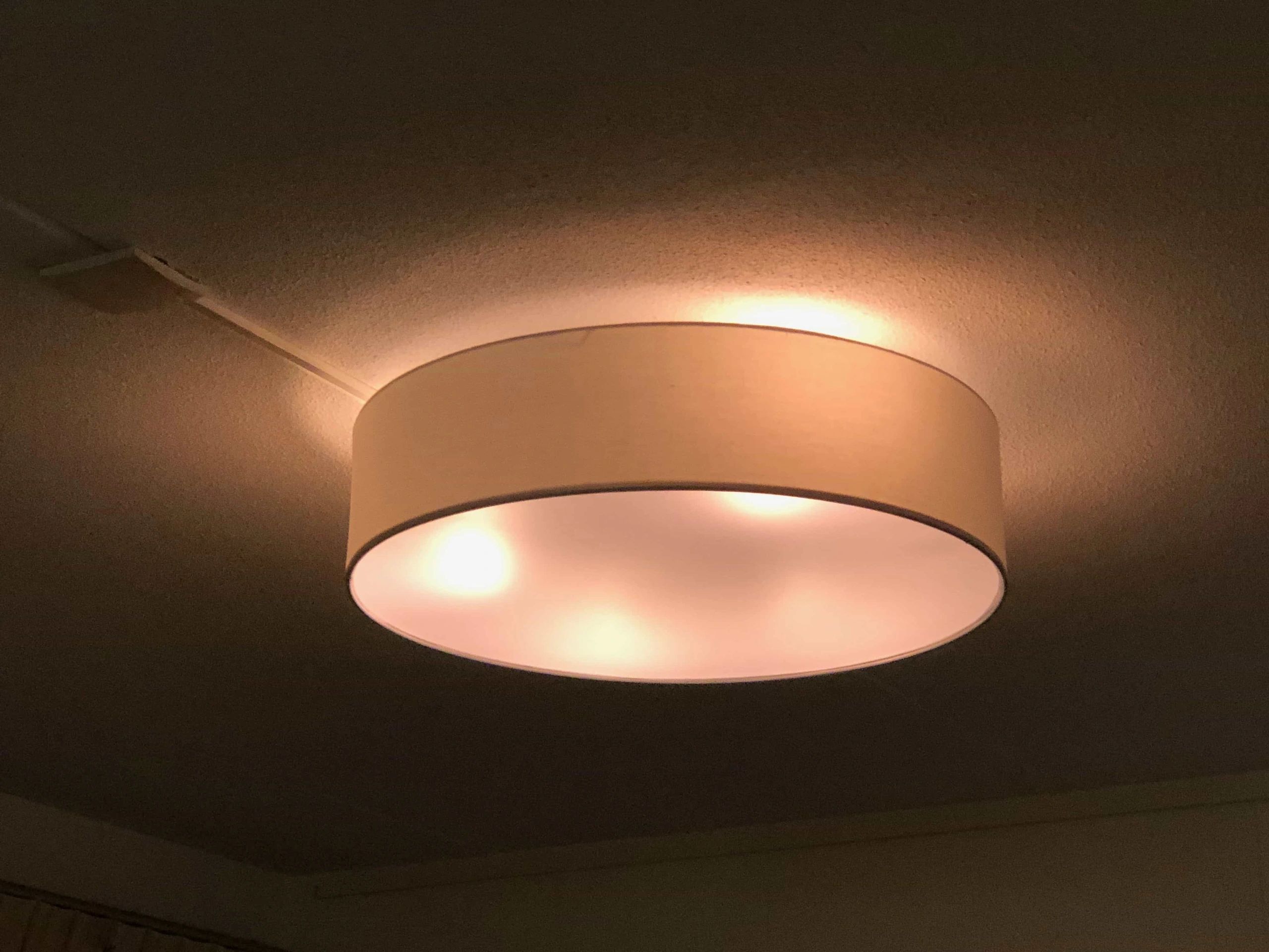 WIFI LED lamp RGBW 6W E27 fitting