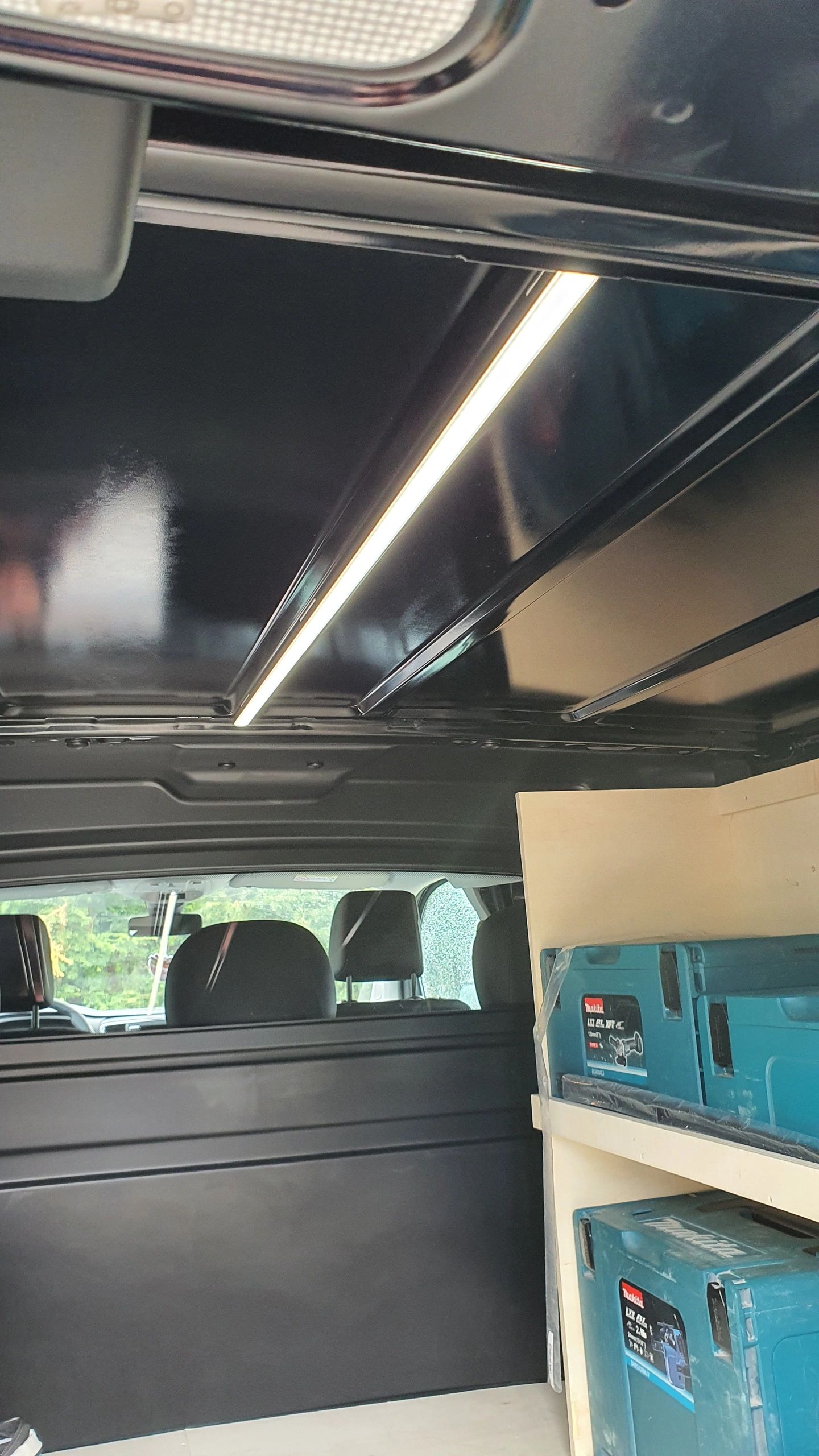 Aluminium ledstrip profiel zwart opbouw 2M - 7 mm hoog - compleet met afdekkap