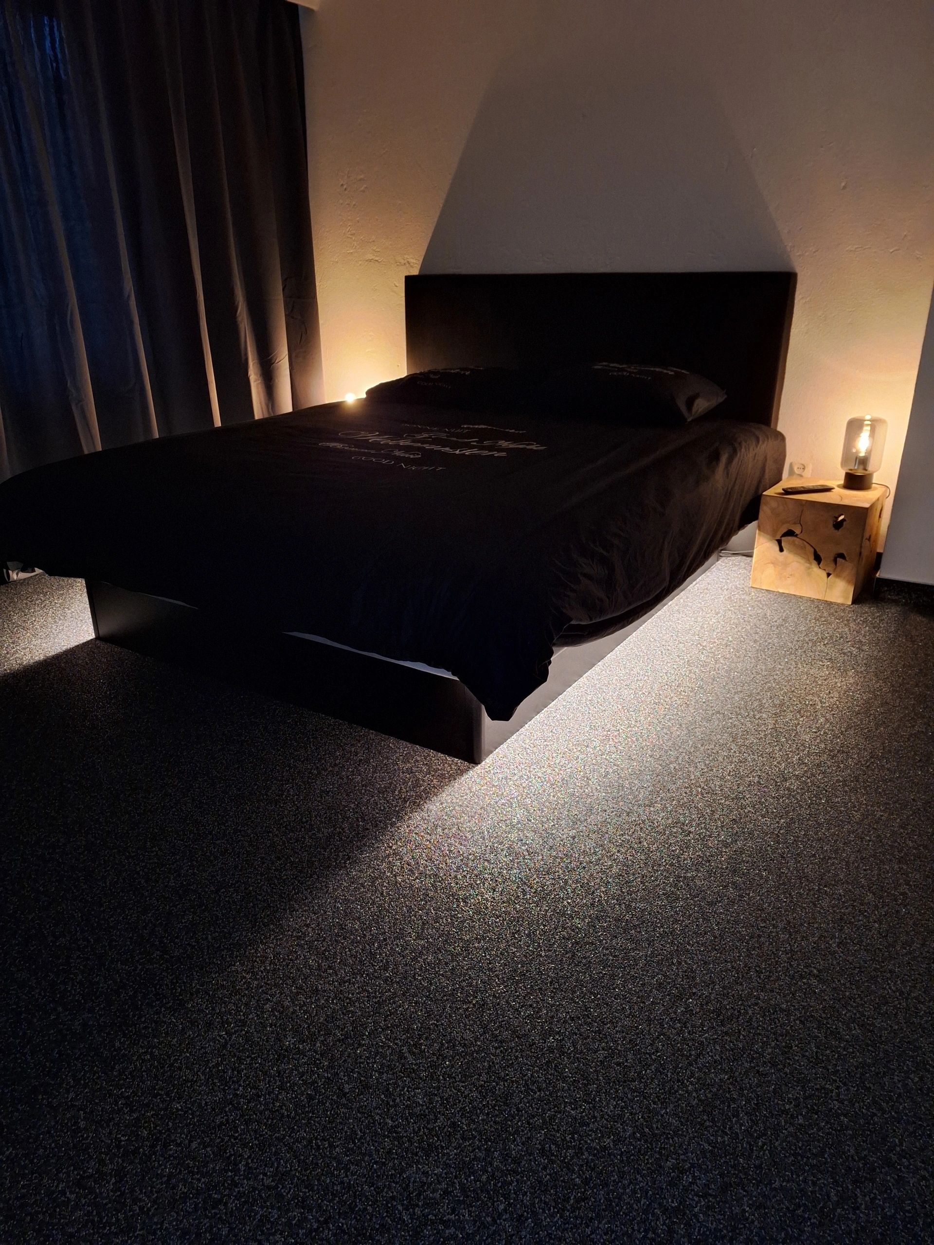 Bedverlichting 2 zijden complete set 1 meter LED strip warm wit met bewegingssensor