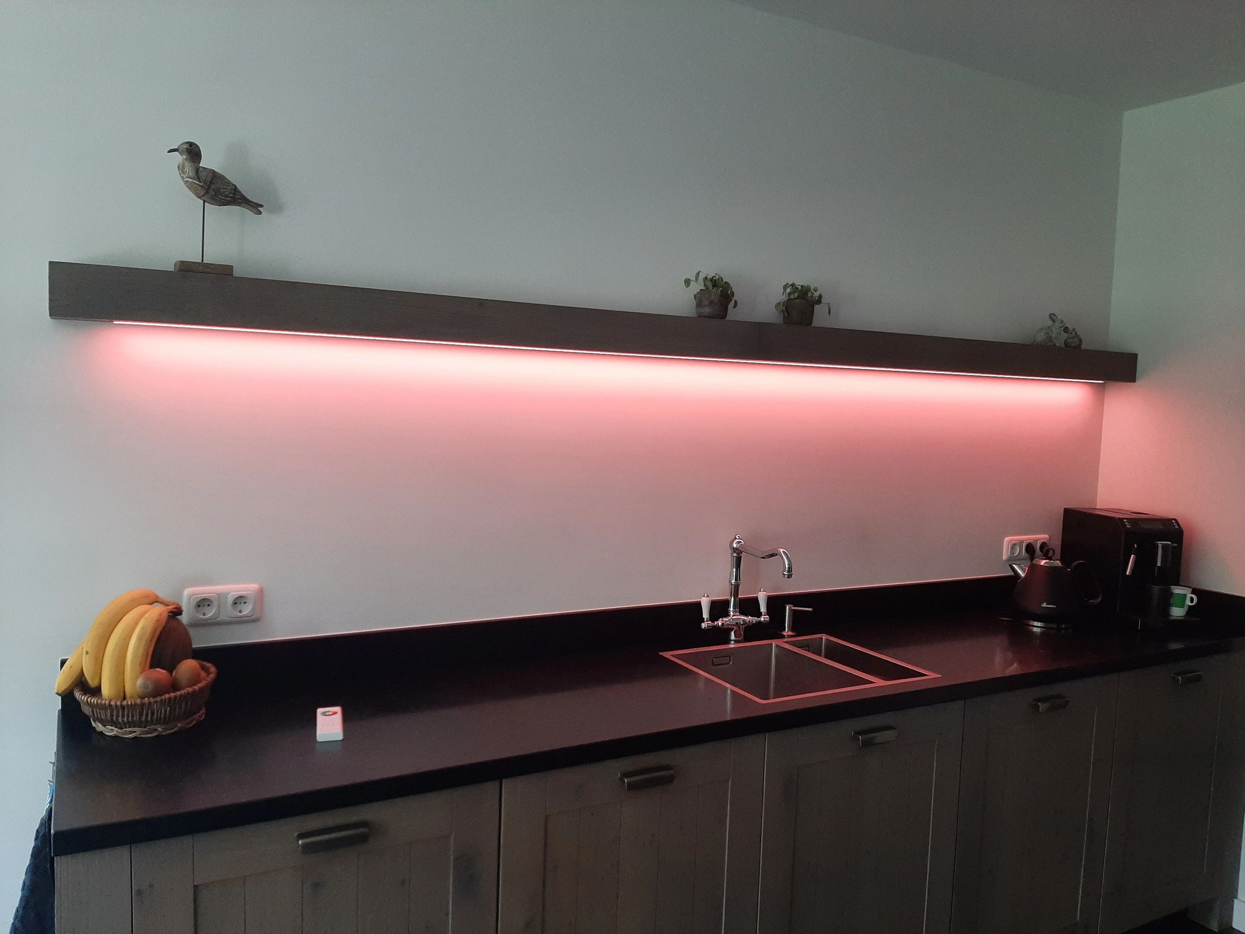 Aluminium ledstrip profiel zwart inbouw 3M - breed en laag - compleet met afdekkap