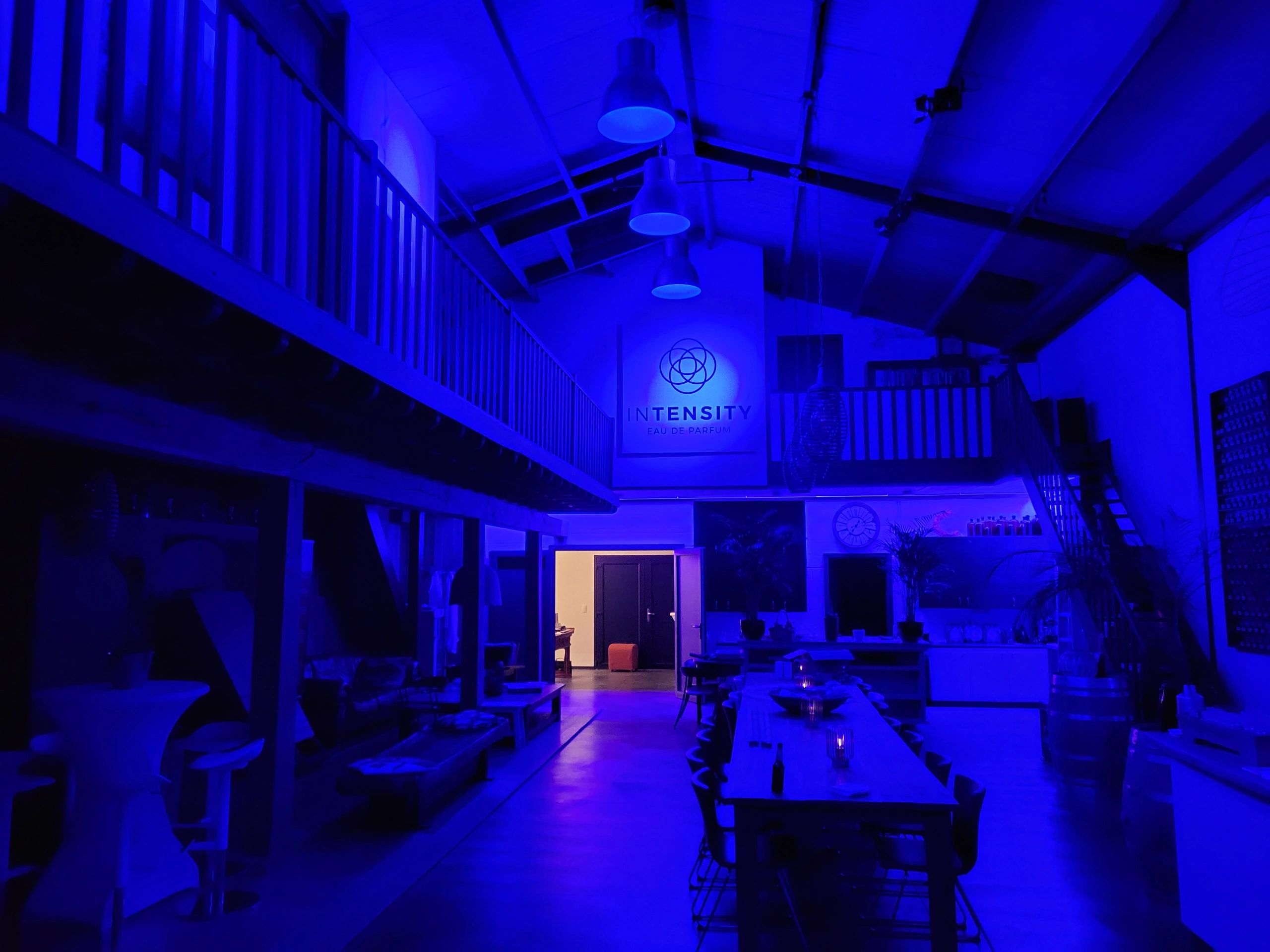 Ledstrip profiel opbouw Hoog model - compleet inclusief afdekkap 2 meter 15 mm