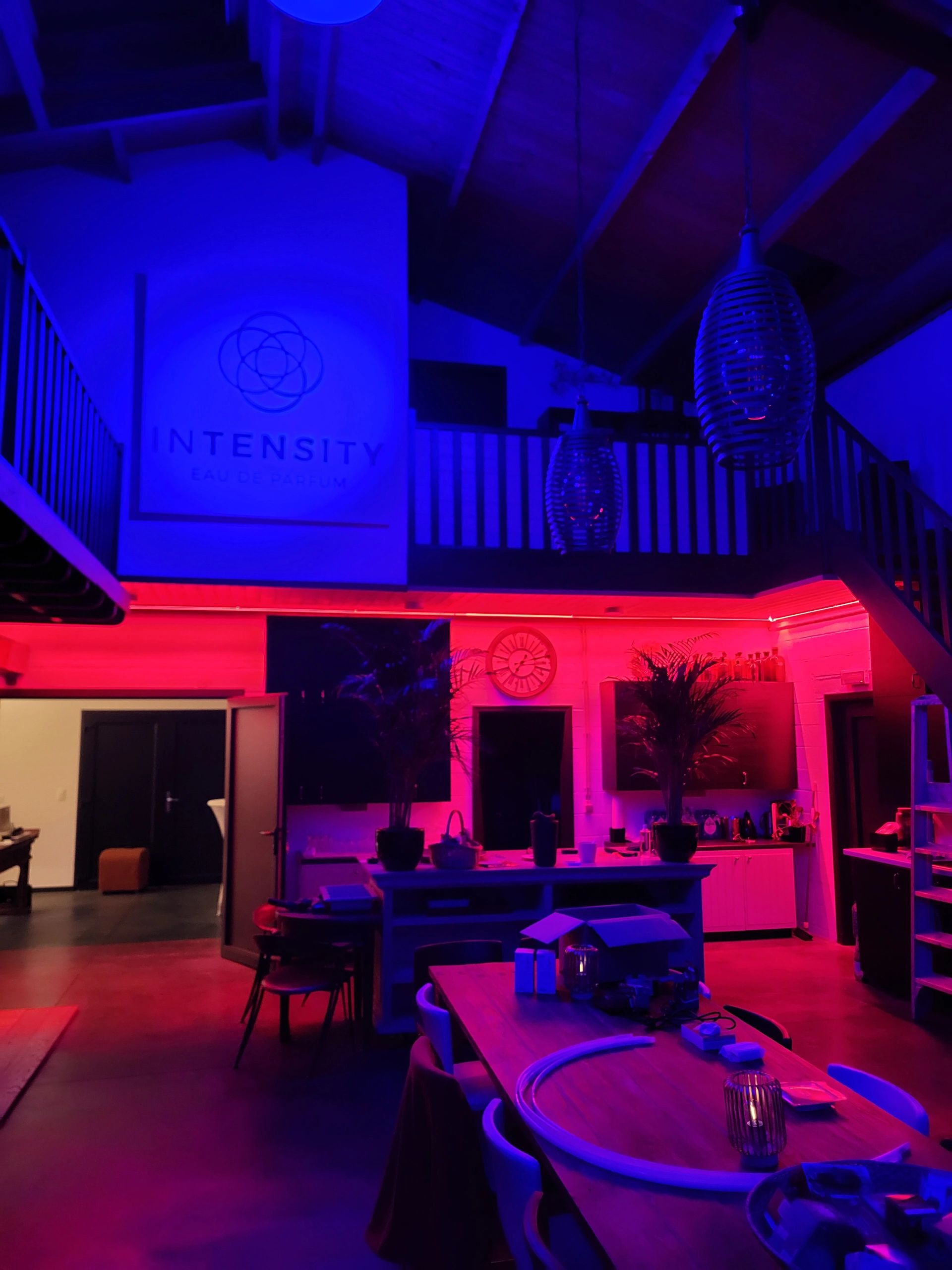 Ledstrip profiel opbouw Hoog model - compleet inclusief afdekkap 2 meter 15 mm