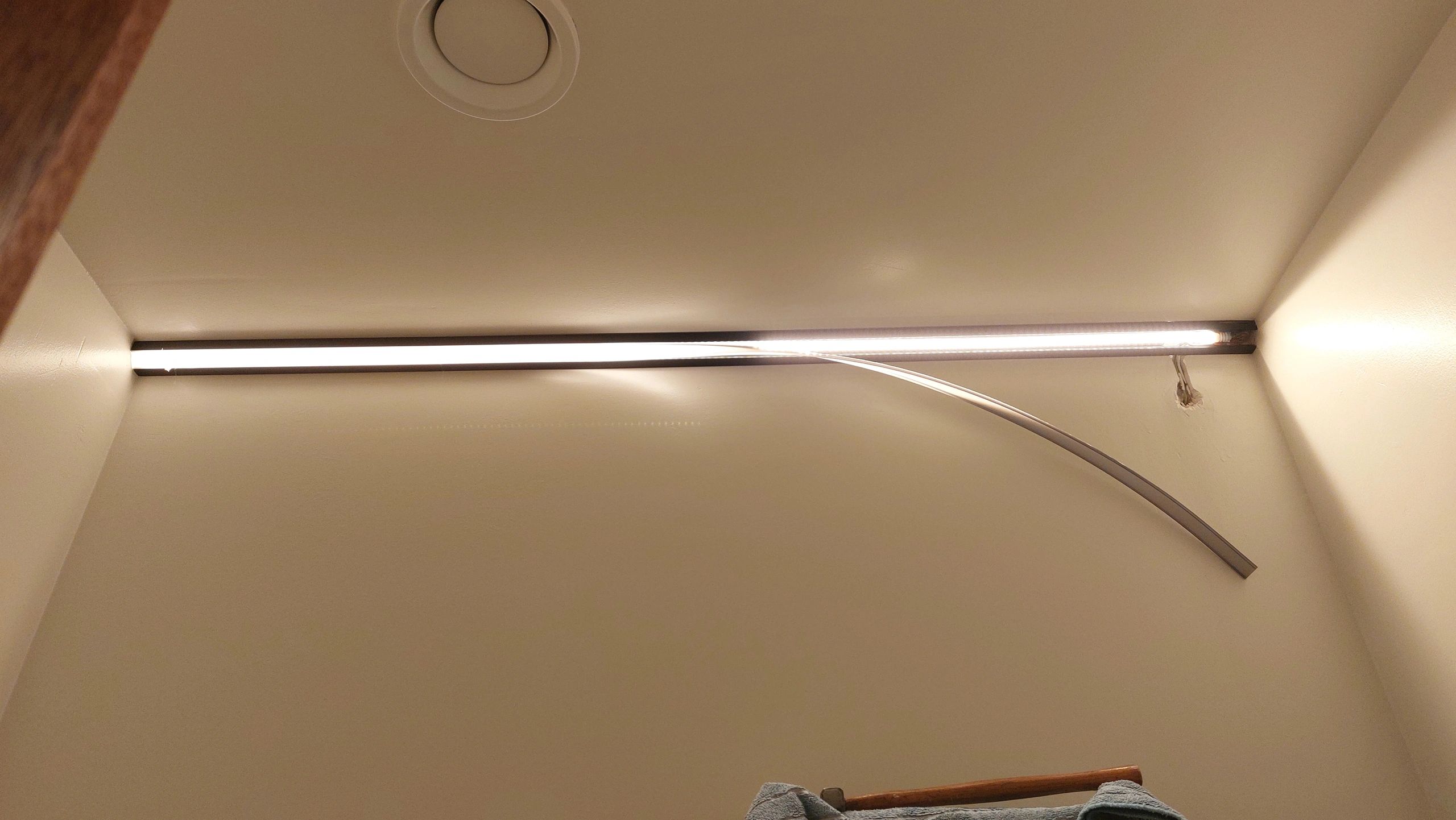 Aluminium ledstrip hoekprofiel zwart 2M breed - Compleet met afdekkap