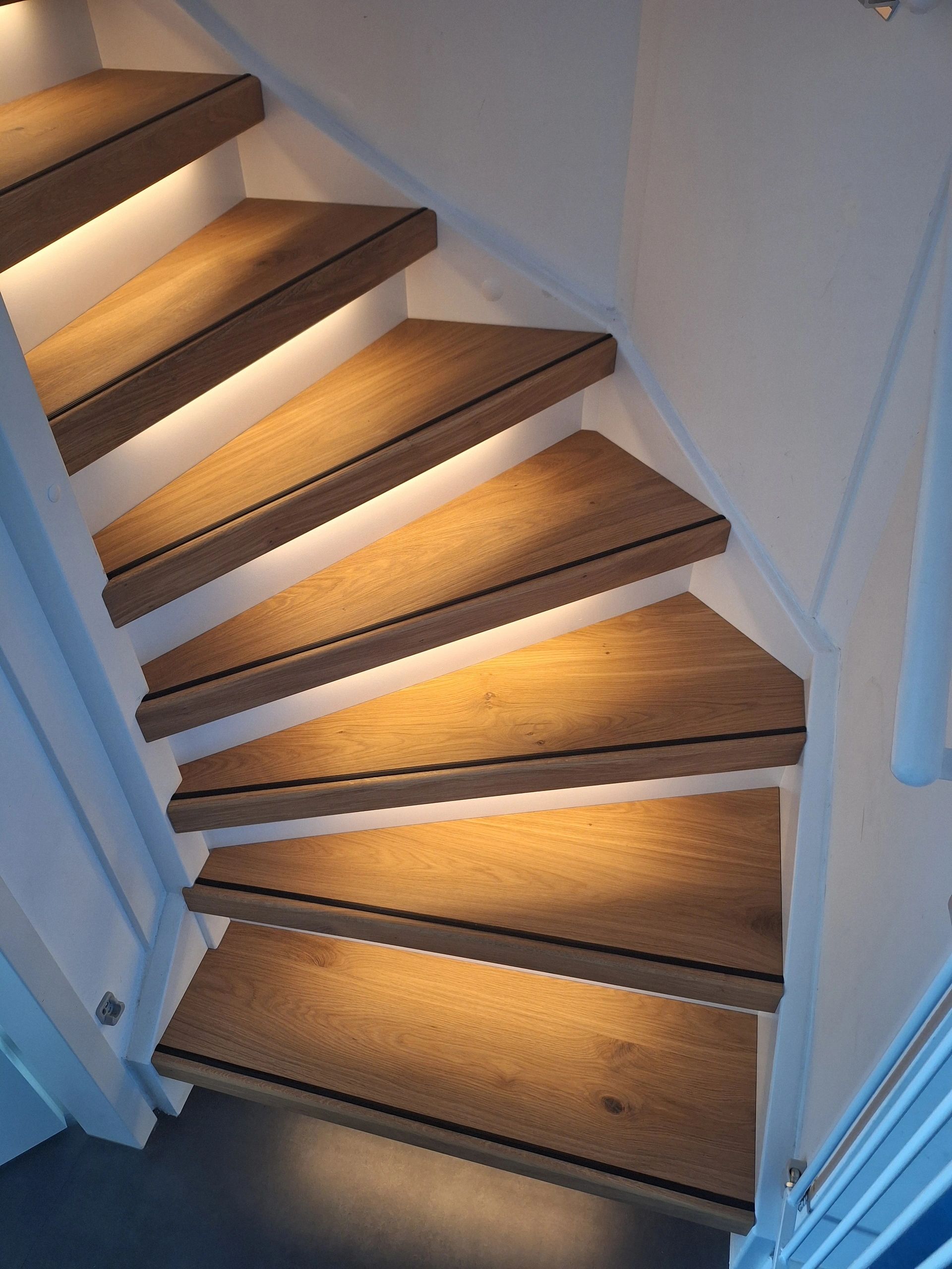 Trapverlichting COB led strip Warm Wit complete set 50 CM