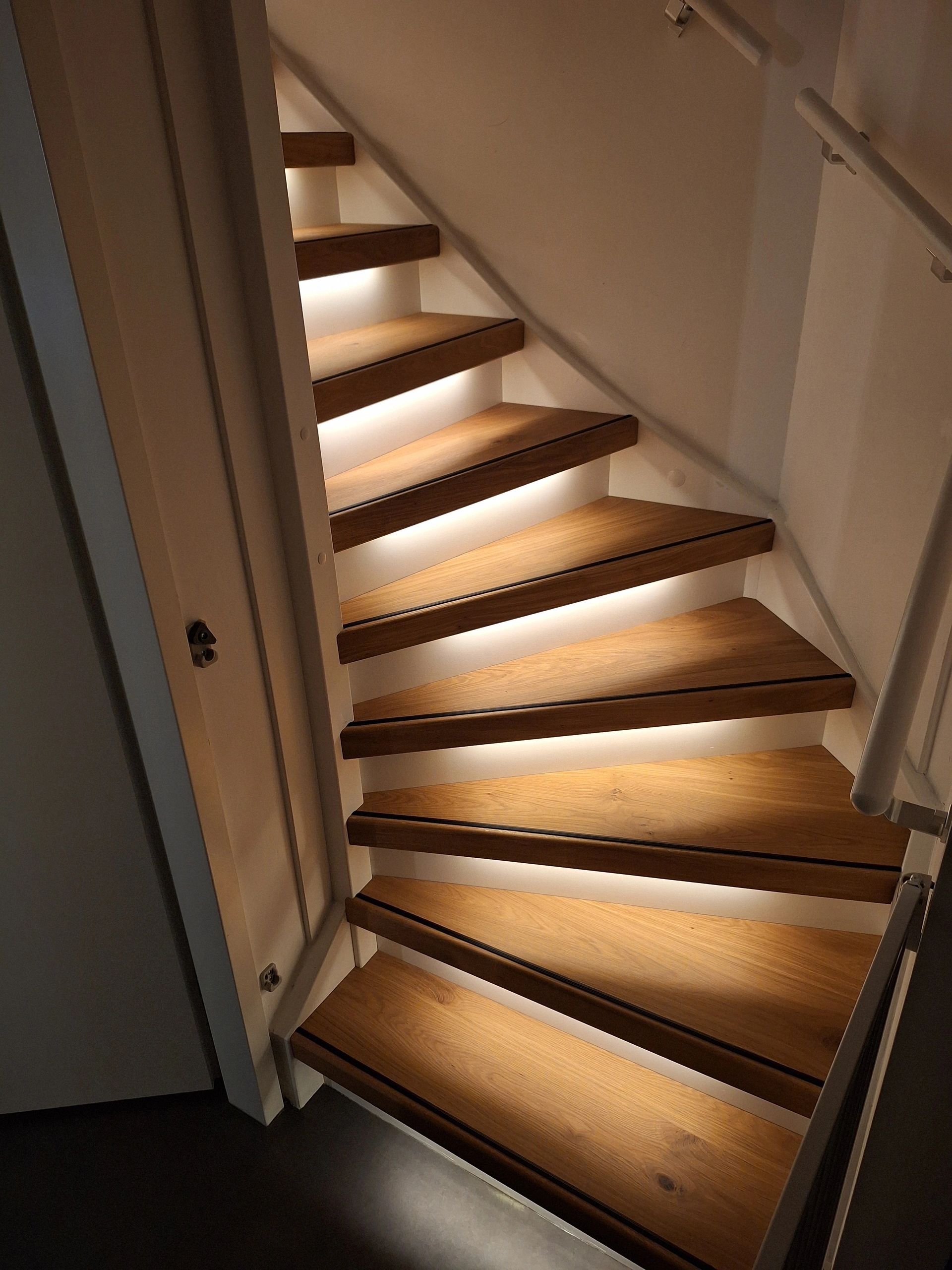 Trapverlichting COB led strip Warm Wit complete set 50 CM