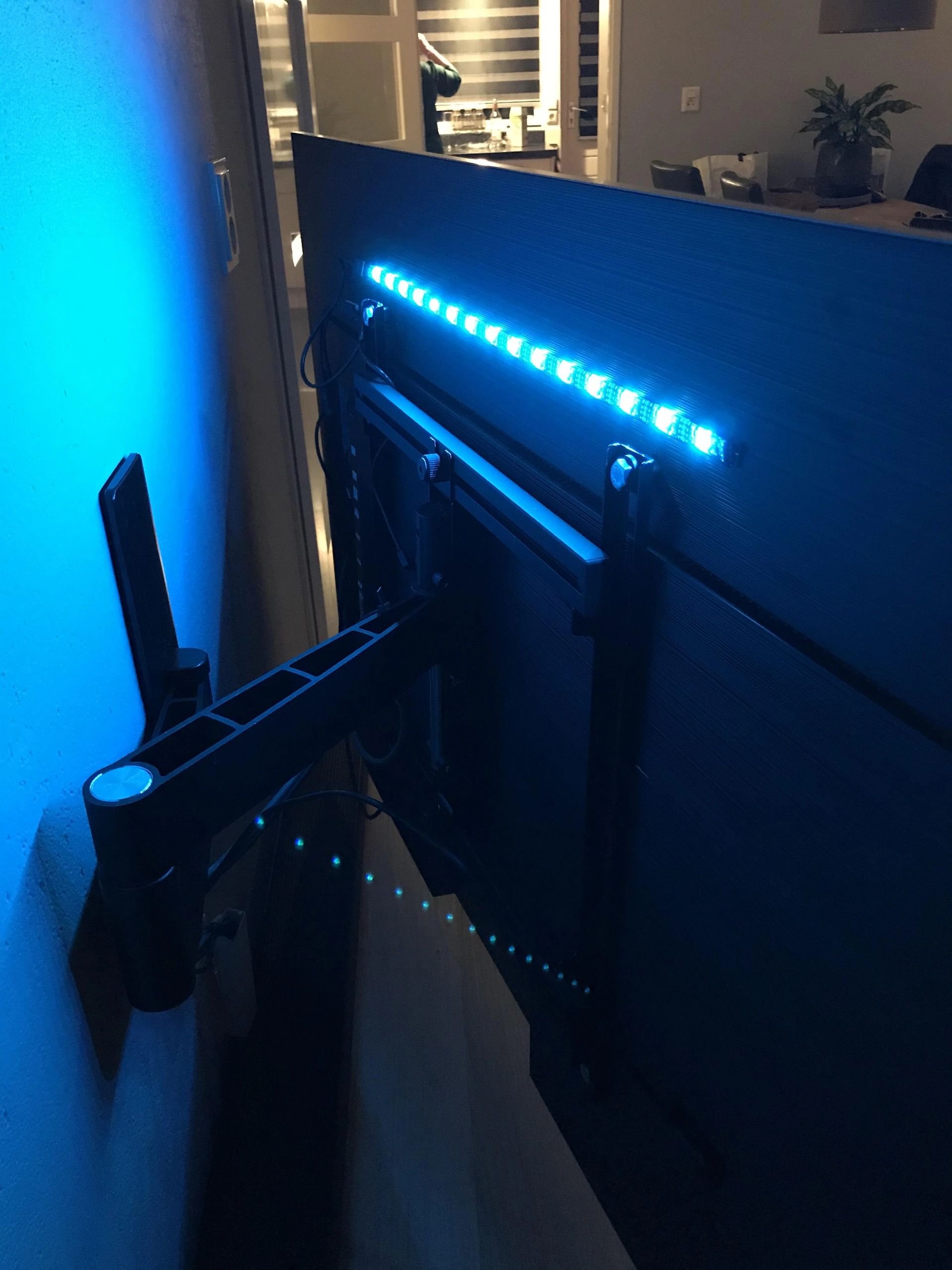TV led strip set met 1 RGB strip voor TV’s van 40 tot 50 inch