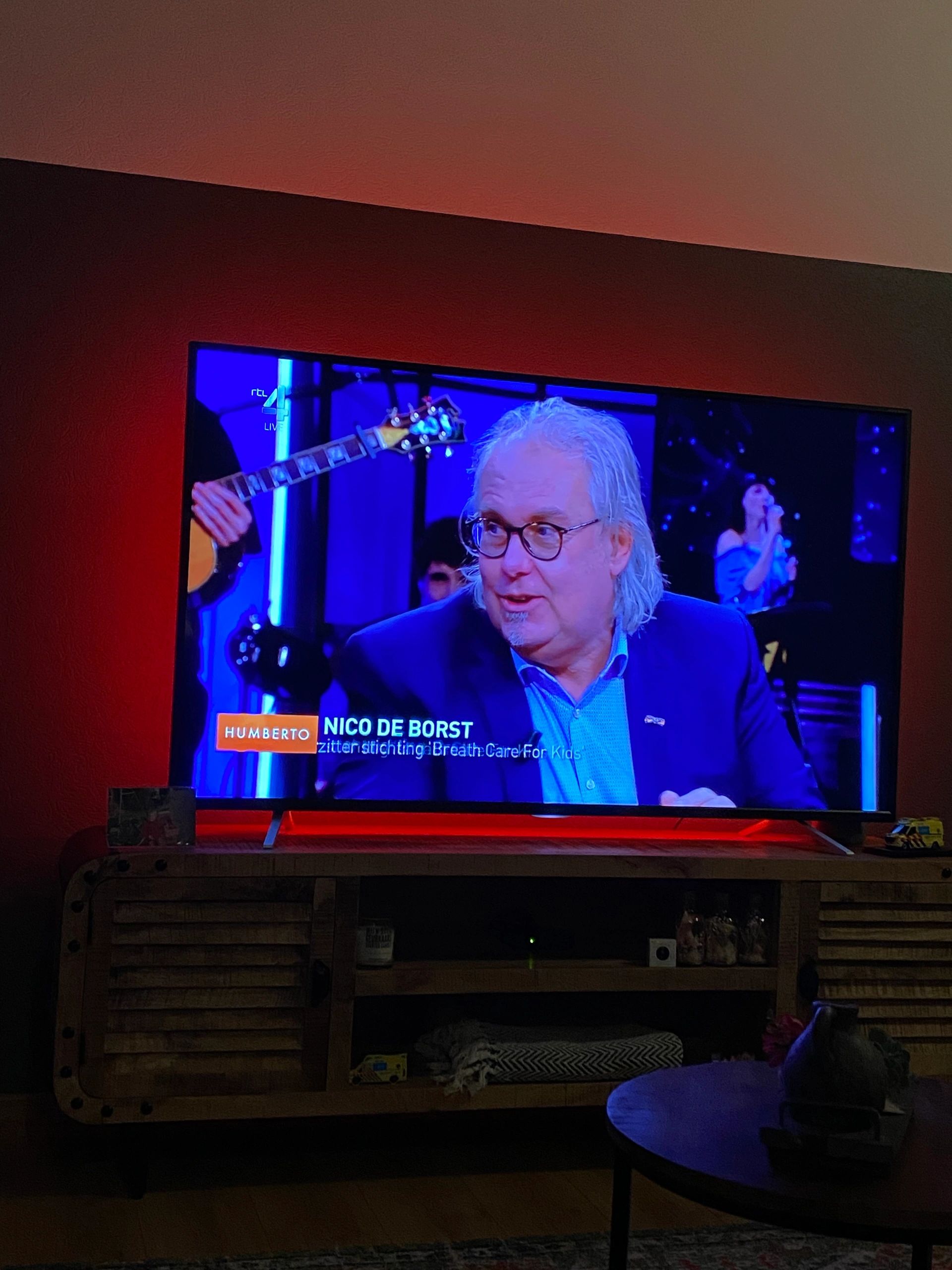 TV led strip set met 4 RGB strips voor TV’s > 60 inch