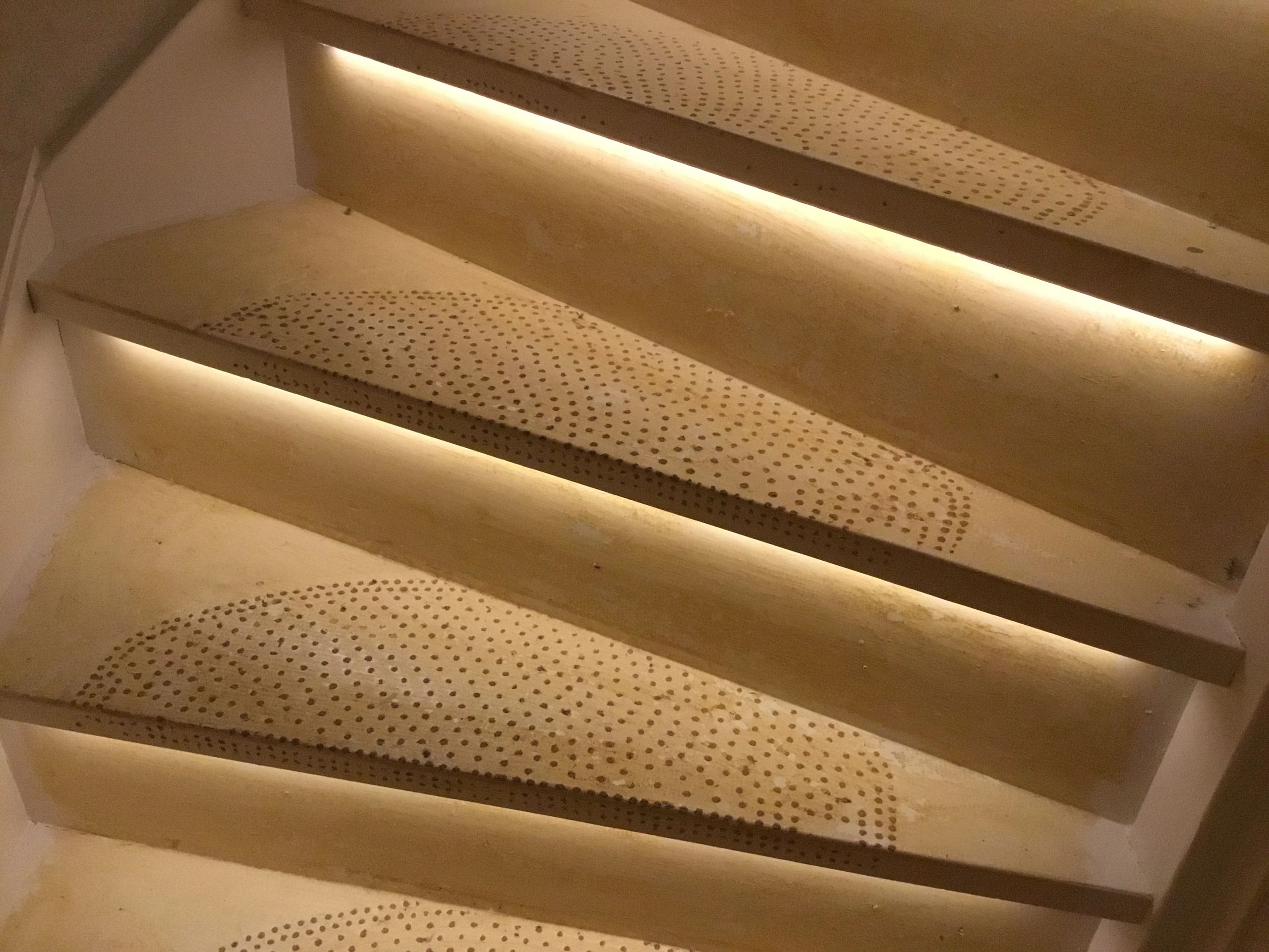 Trapverlichting Led strip Warm Wit 130 CM – Complete set inclusief profiel