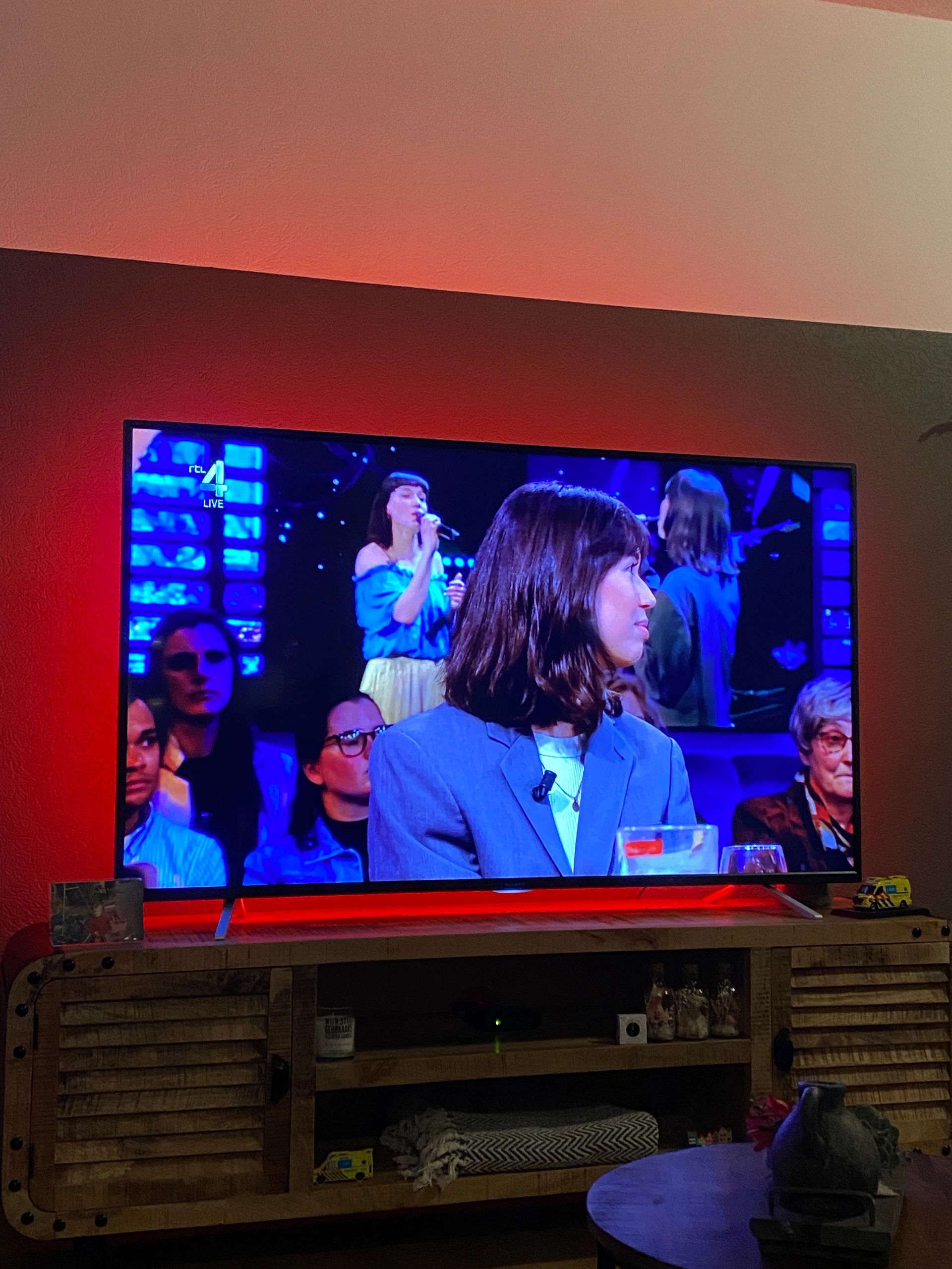 TV led strip set met 4 RGB strips voor TV’s > 60 inch