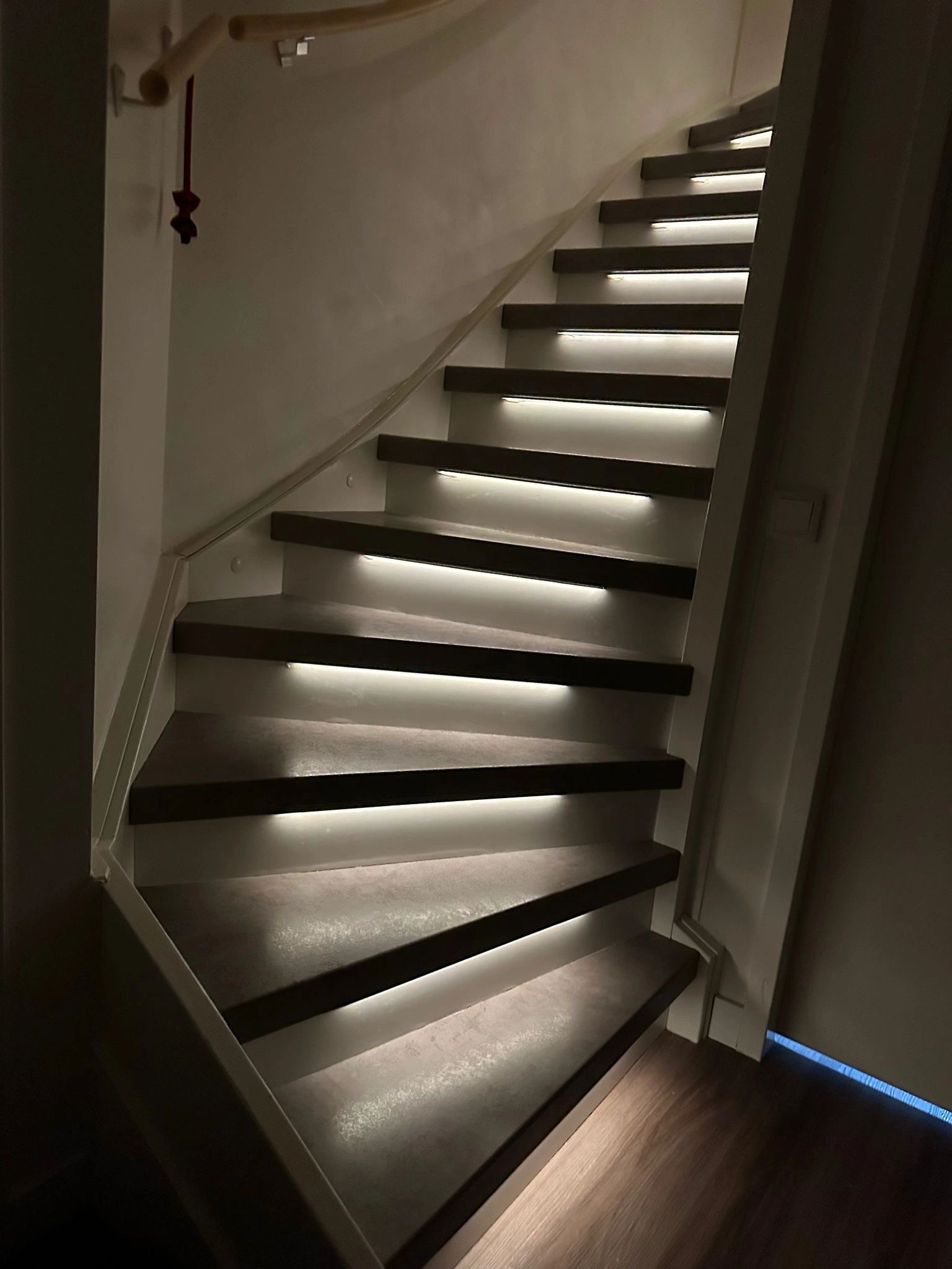 Trapverlichting COB led strip Warm Wit 50 CM – Complete set inclusief profiel