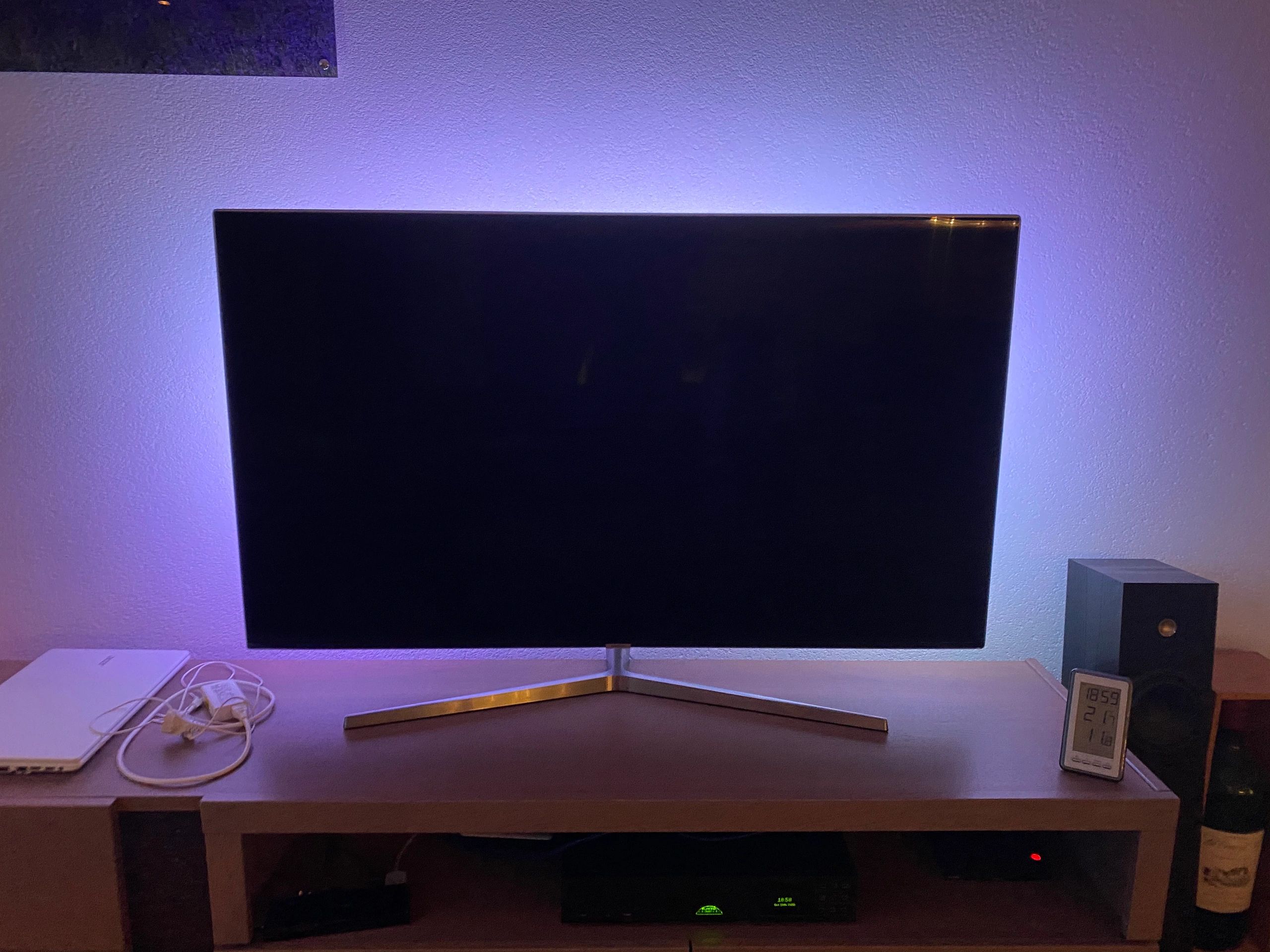 TV backlight set met 3 RGBWW ledstrips voor TV’s >60 inch