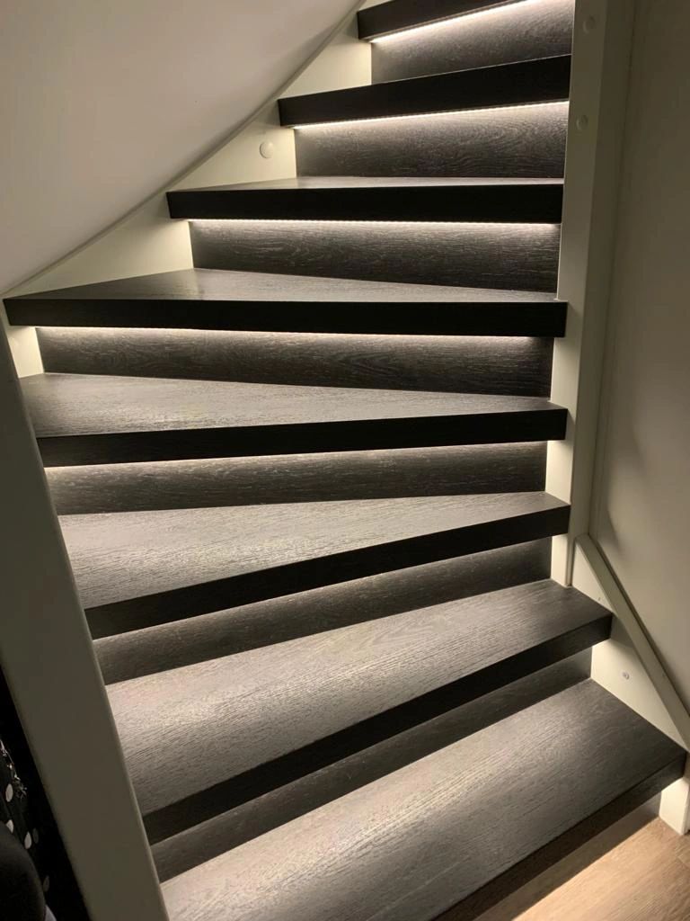 Trapverlichting COB led strip Warm Wit complete set 130 CM