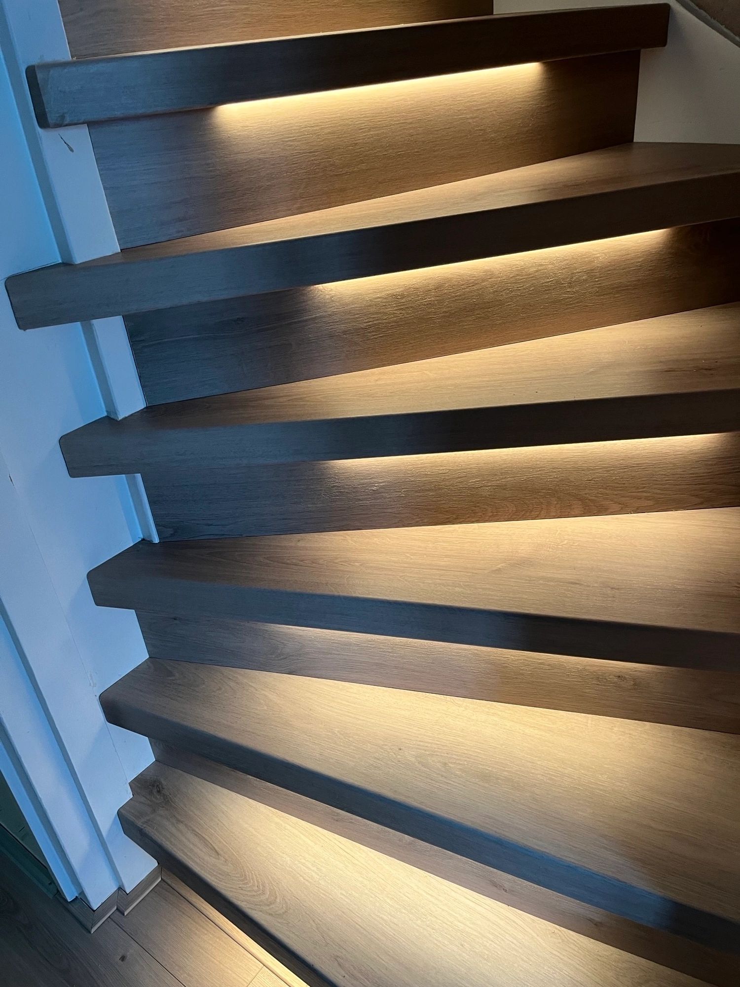 Trapverlichting Led strip Warm Wit 50 CM – Complete set inclusief profiel