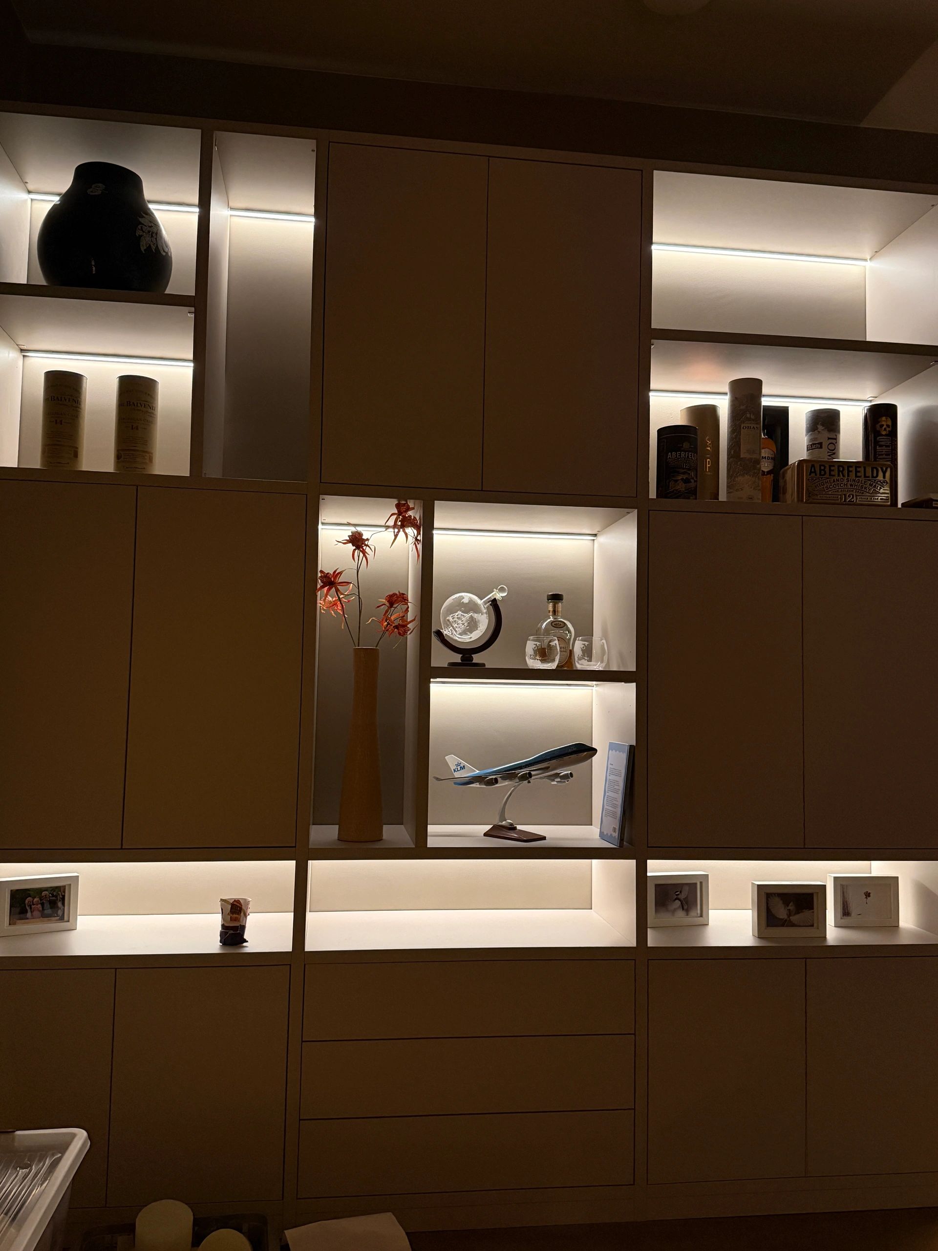 Aluminium ledstrip profiel opbouw 2M - 7 mm hoog - compleet met afdekkap