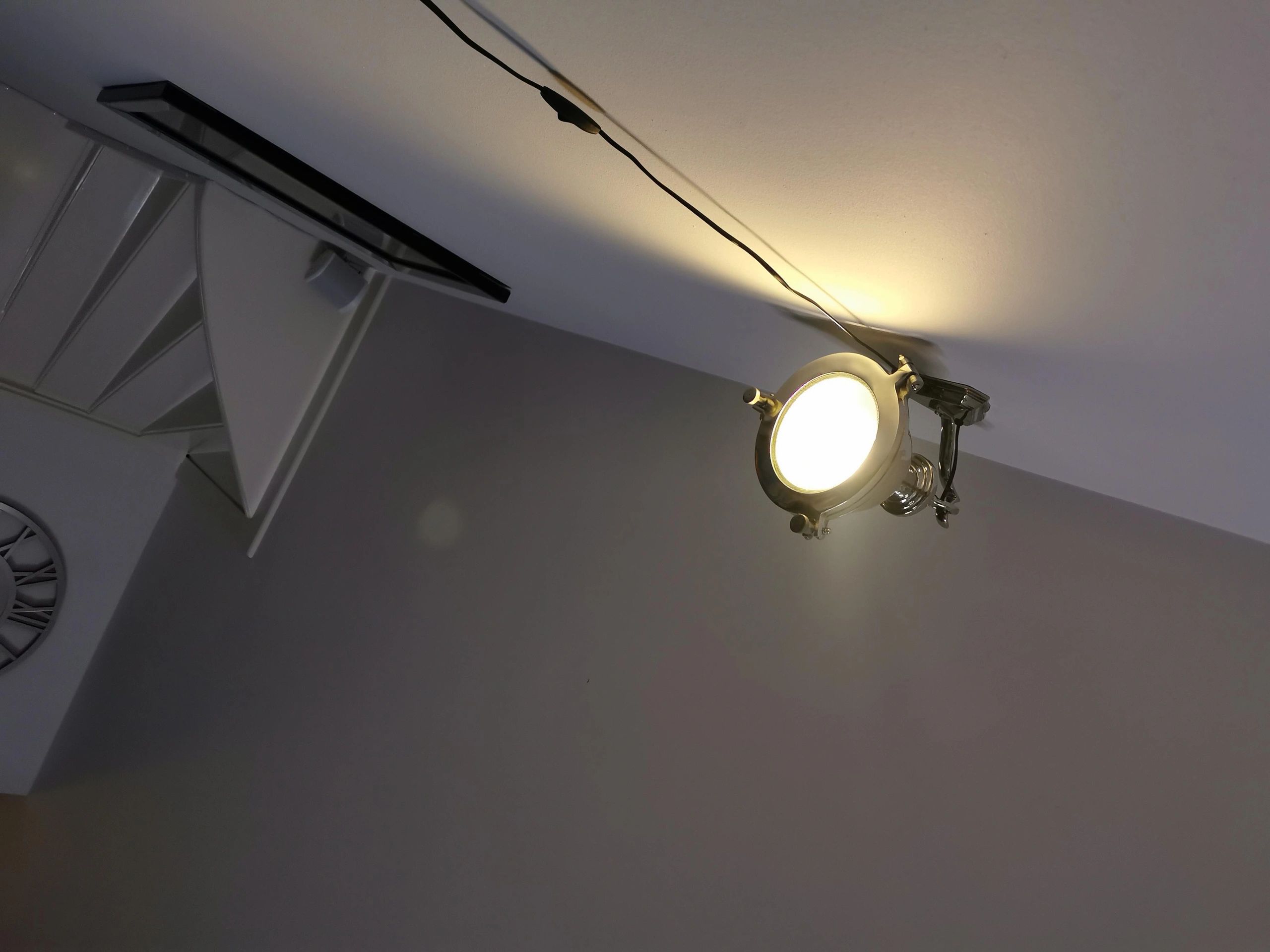 WIFI LED lamp RGBW 6W E27 fitting