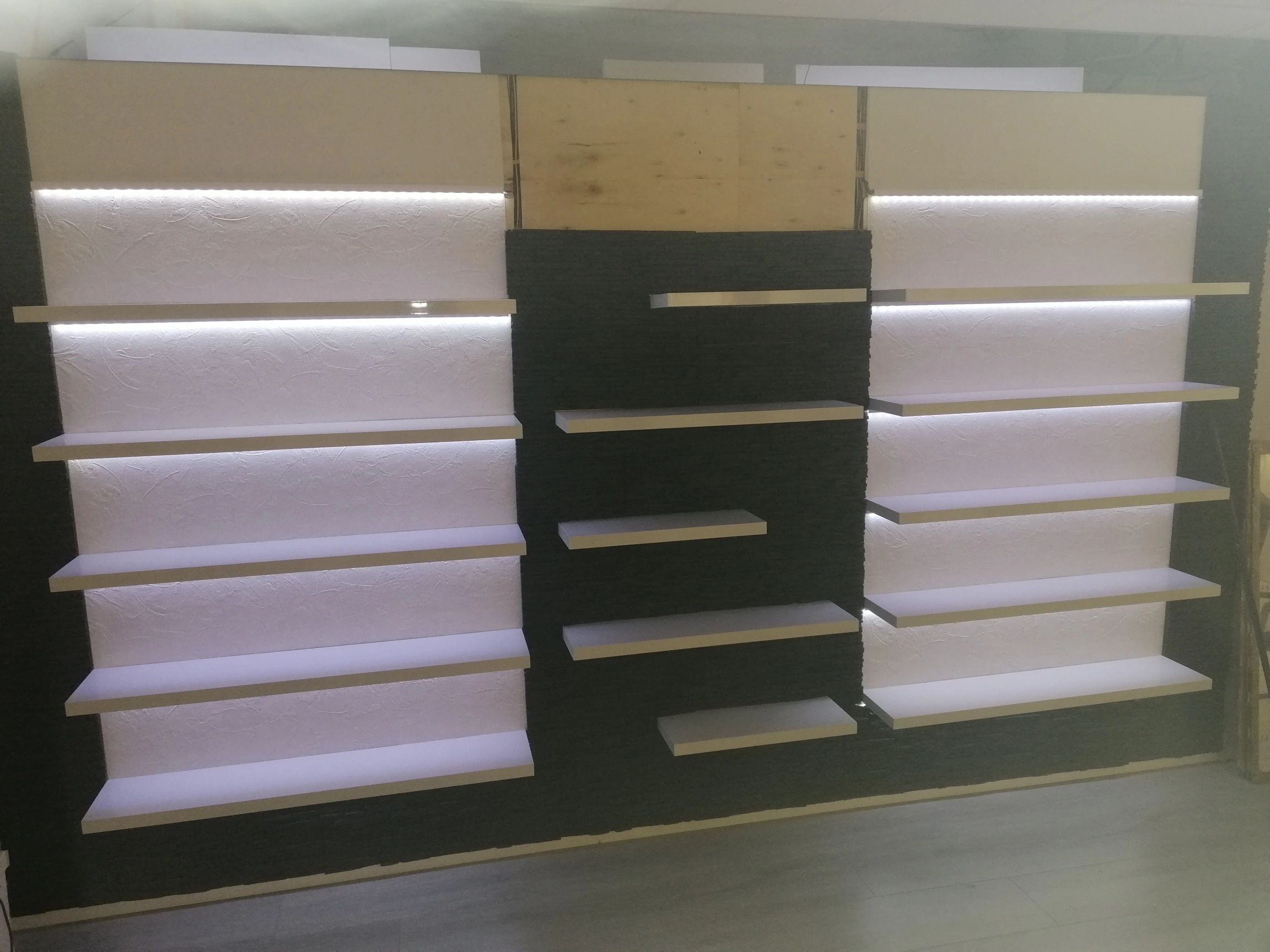 Koppelstuk tussen strip en kabel - RGBWW pro ledstrip IP20 - solderen niet nodig