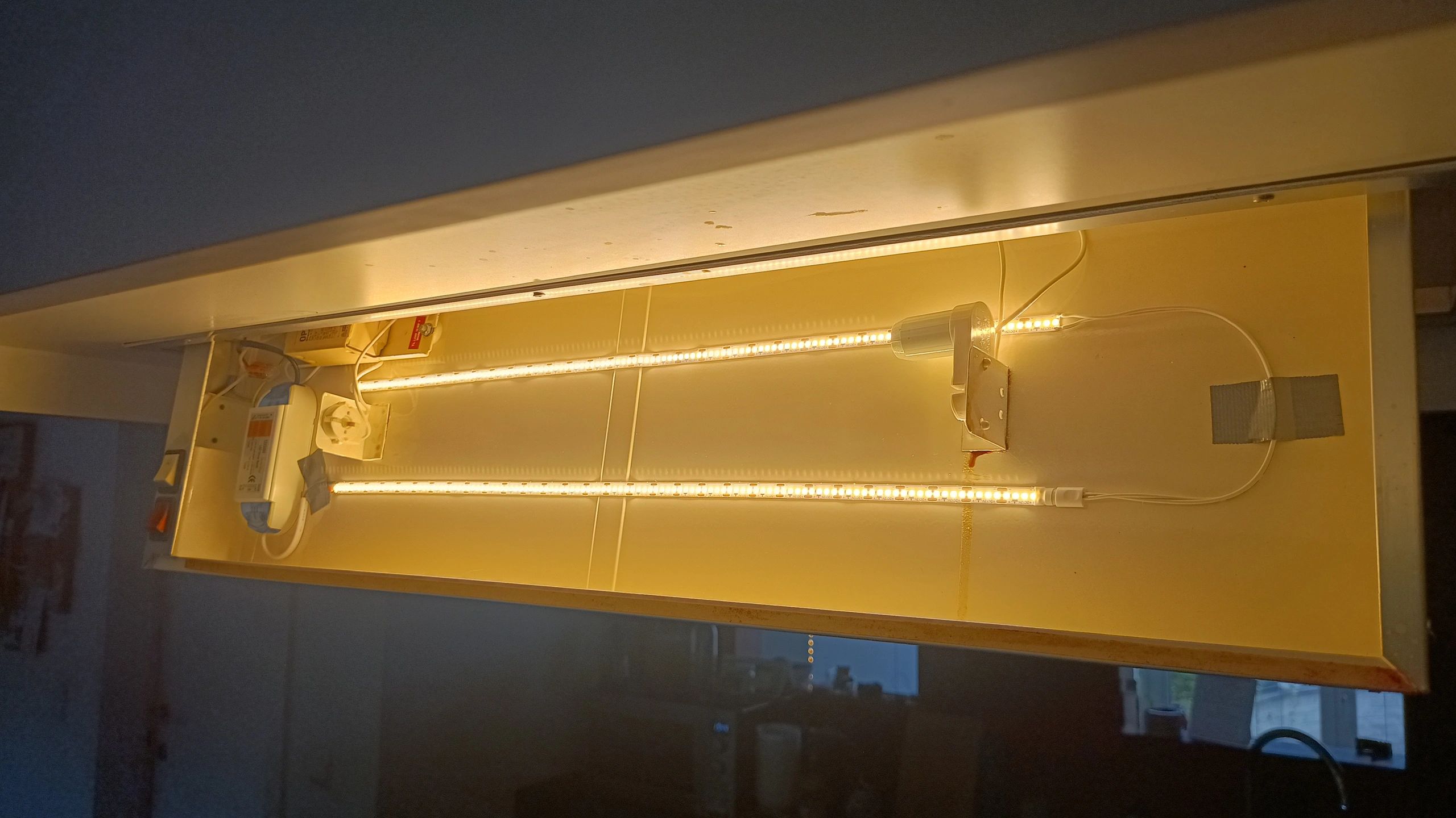 Ledstrip 1 meter warm wit Premium Plus - losse strip met 240 leds per meter