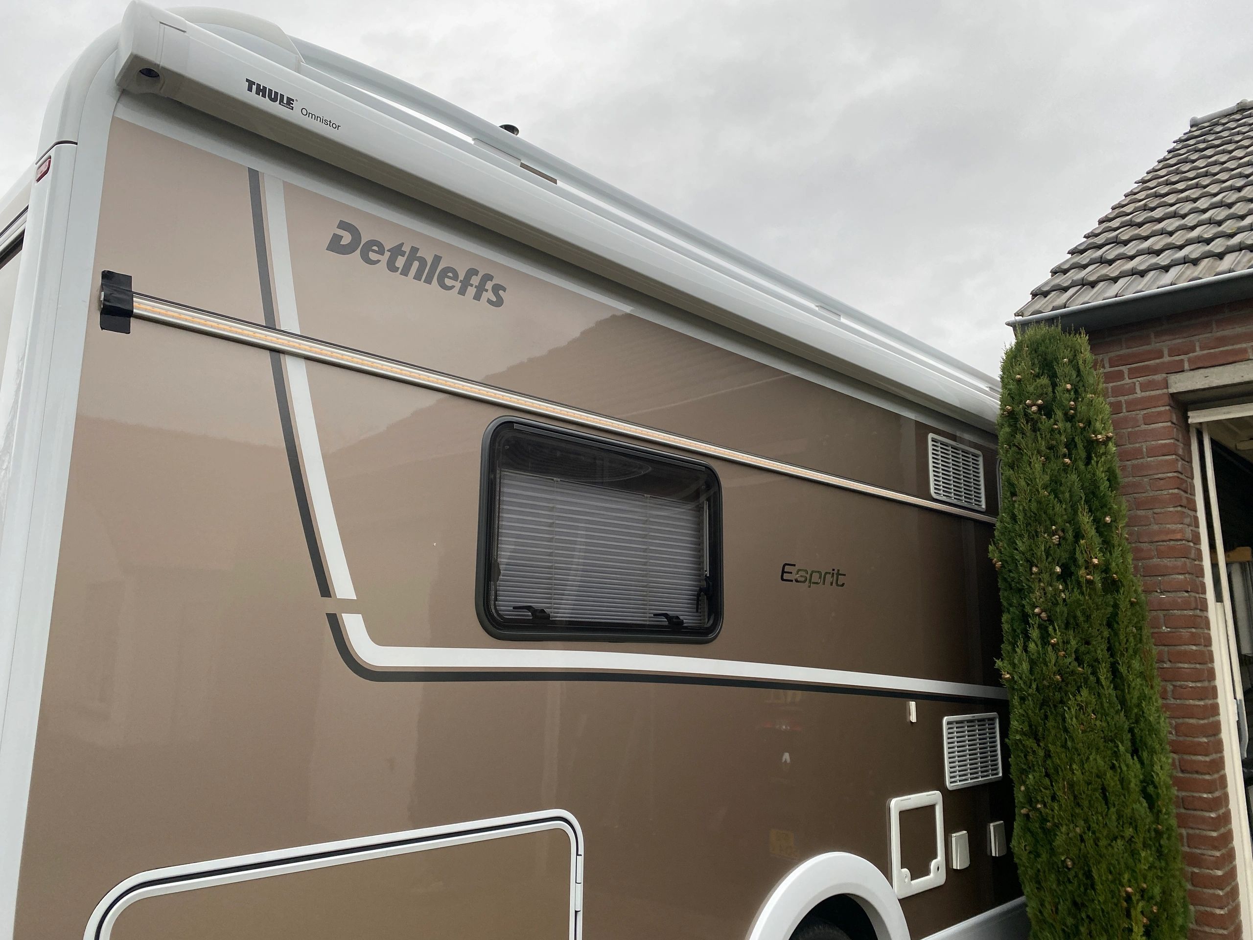 10 meter Warm Wit led strip COB met 600 leds per meter - complete set