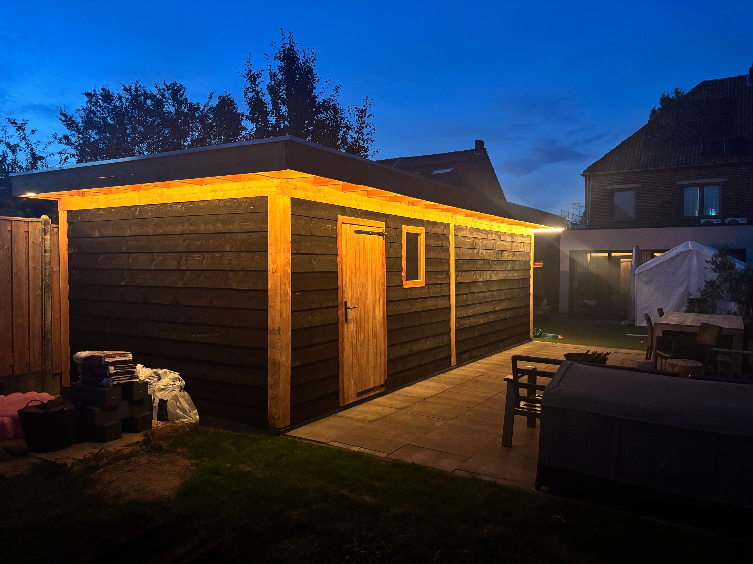 6 meter Warm Witte led strip voor buiten complete set