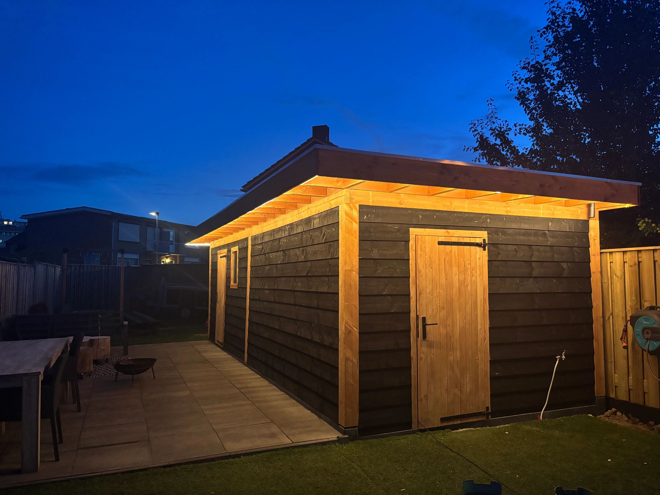 6 meter Warm Witte led strip voor buiten complete set