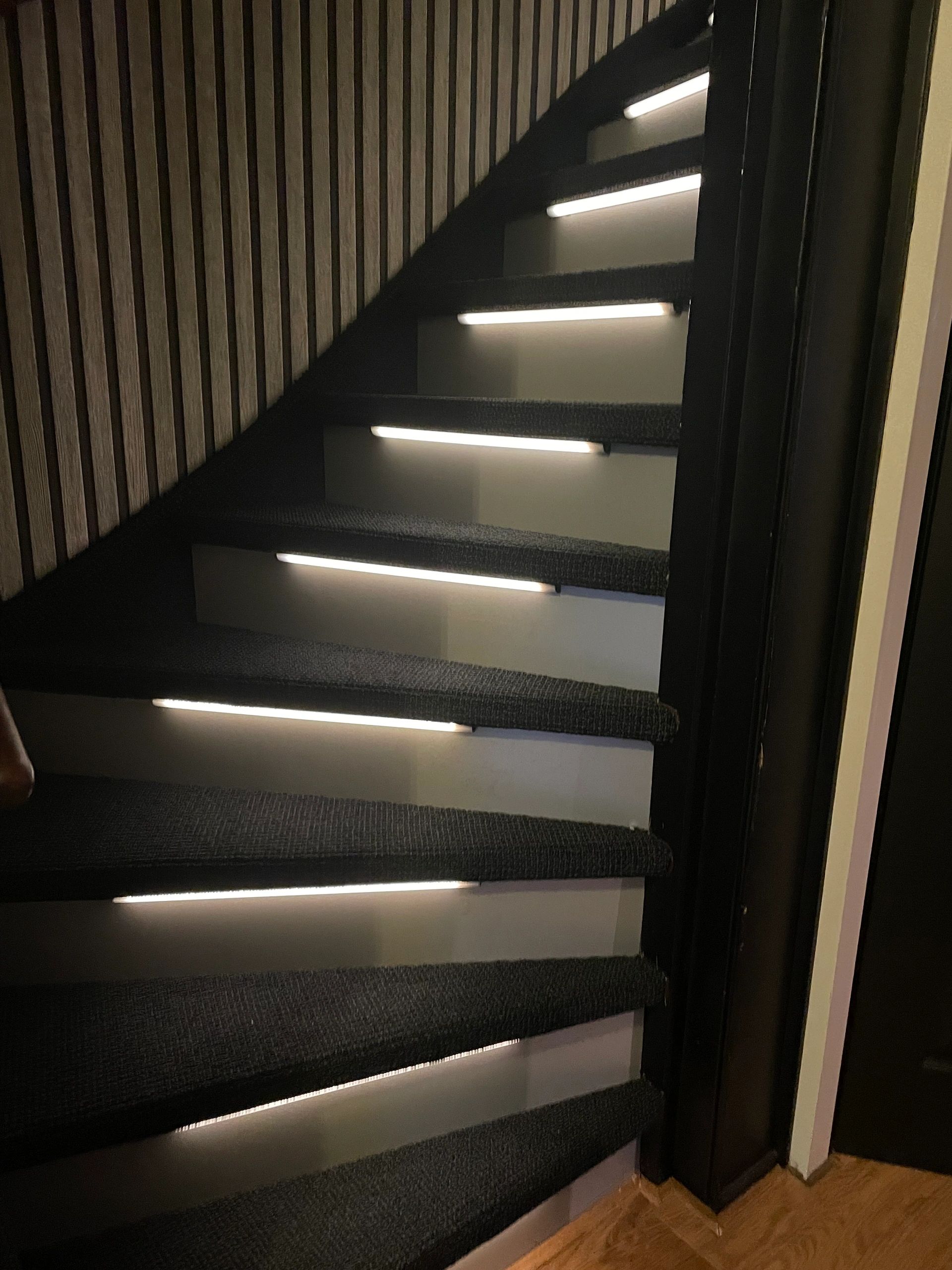 Trapverlichting COB led strip Warm Wit 50 CM – Complete set inclusief profiel