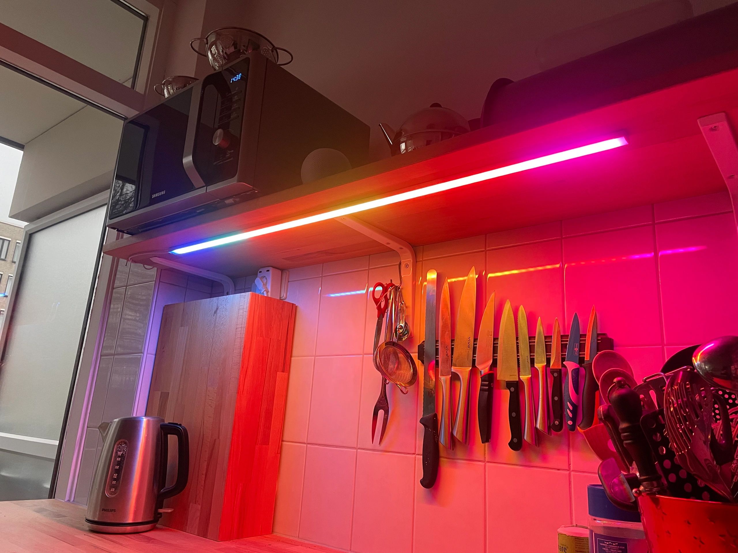 Ledstrip profiel breed opbouw Laag model - compleet met afdekkap 1,5 meter