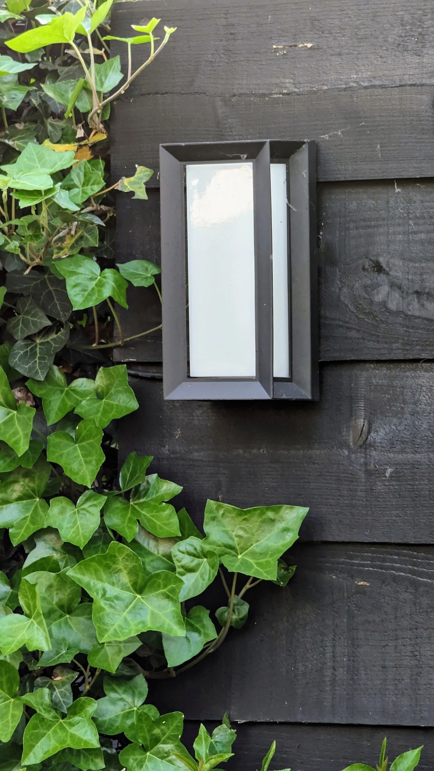 Zigbee wandlamp voor buiten 9W - Alle kleuren en wittinten - Recht