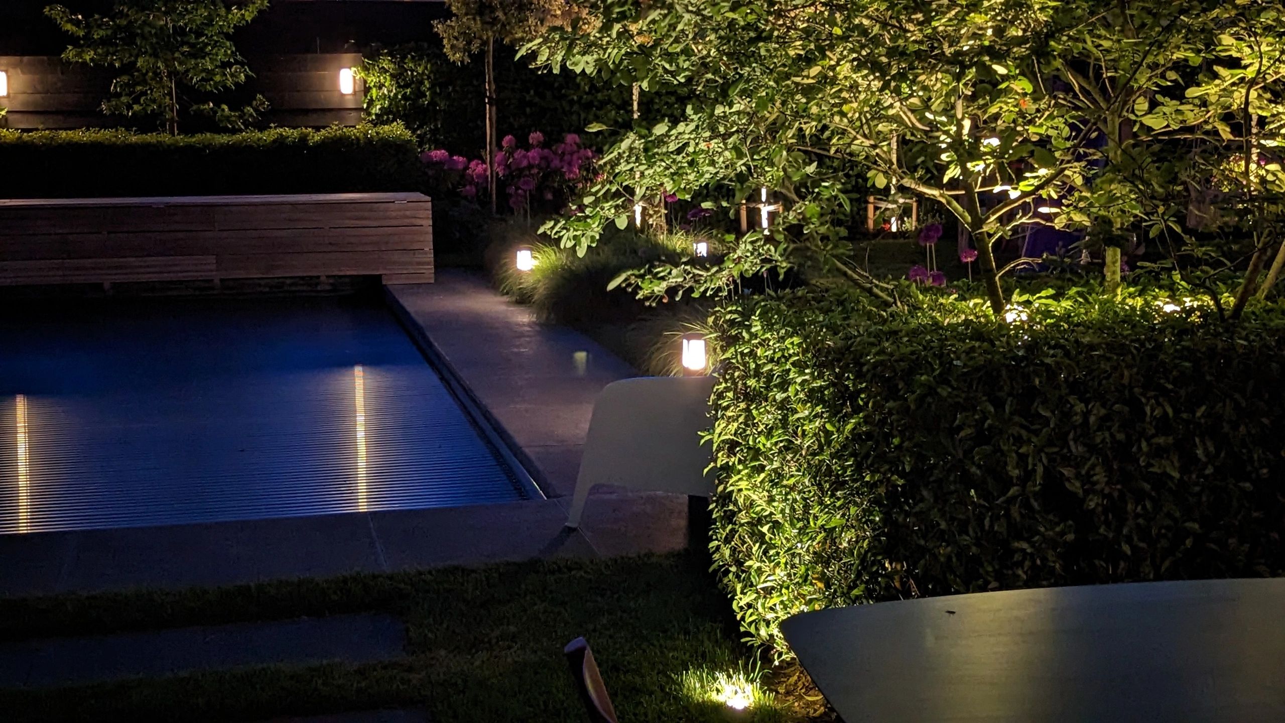 Zigbee wandlamp voor buiten 9W - Alle kleuren en wittinten - Recht