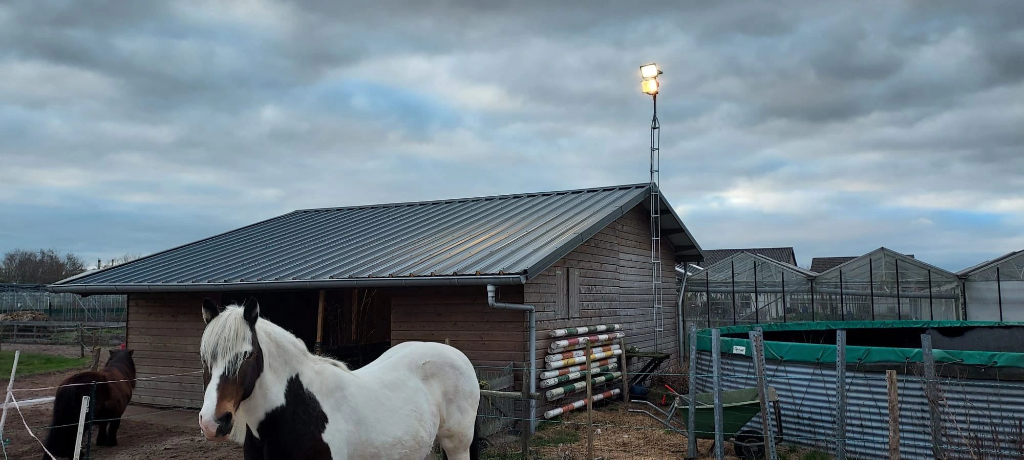 Led schijnwerper wit 30 watt wandmontage 2400 lm